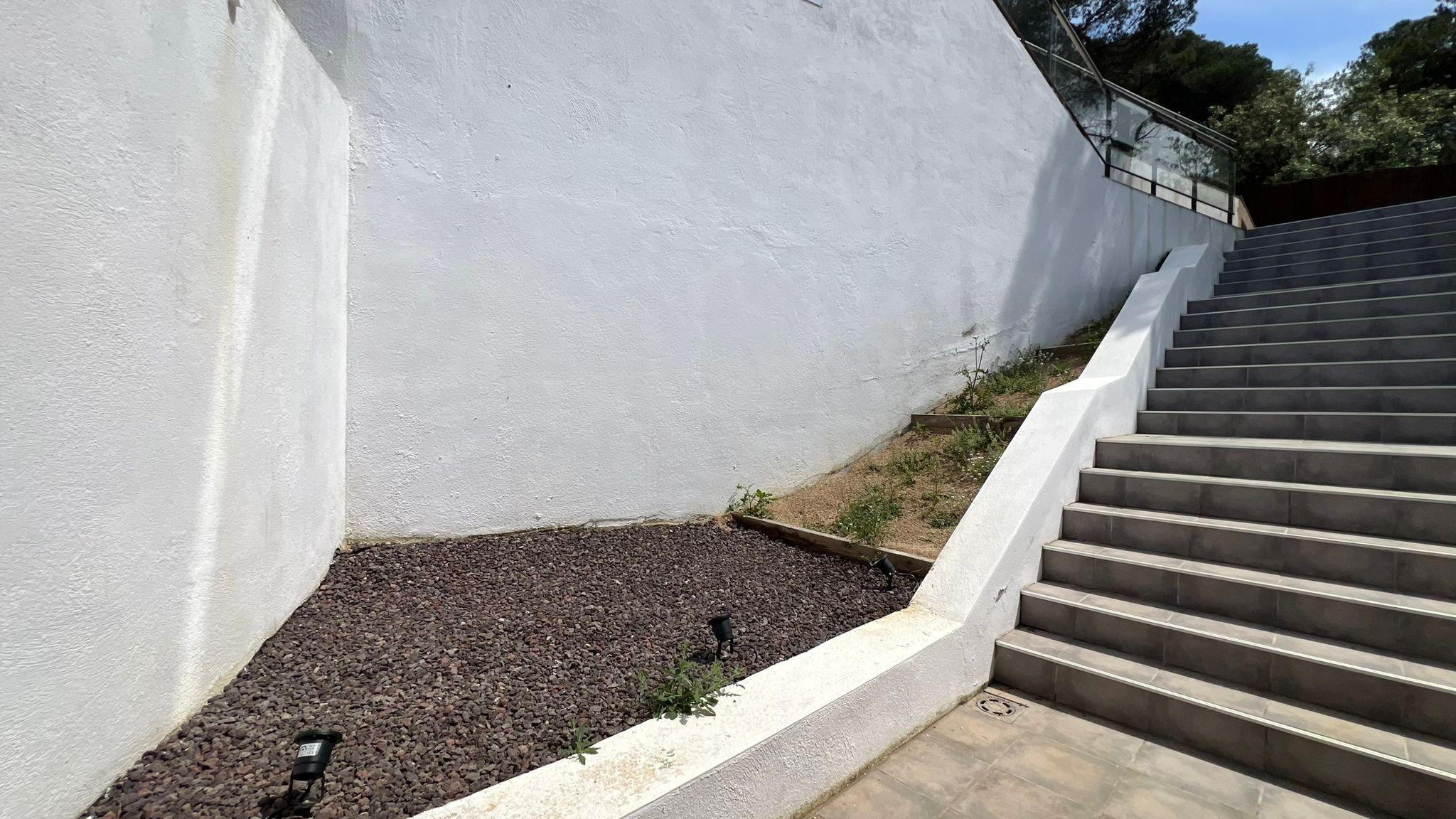 Imagen 22 Casa Aislada en venta en Vallromanes / Cerca de todos los servicios, a 20 minutos de Barcelona 