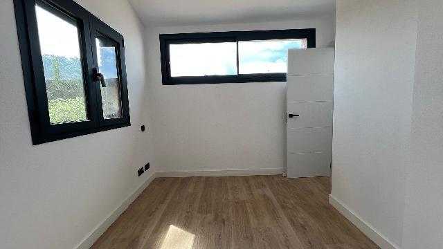 Imagen 23 Inmueble 294561 - Casa Aislada en venta en Vallromanes / Cerca de todos los servicios, a 20 minutos de Barcelona 