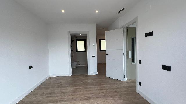 Imagen 28 Inmueble 294561 - Casa Aislada en venta en Vallromanes / Cerca de todos los servicios, a 20 minutos de Barcelona 