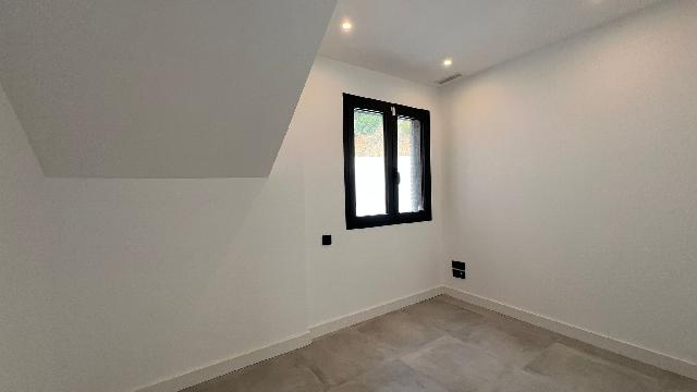 Imagen 8 Inmueble 294561 - Casa Aislada en venta en Vallromanes / Cerca de todos los servicios, a 20 minutos de Barcelona 