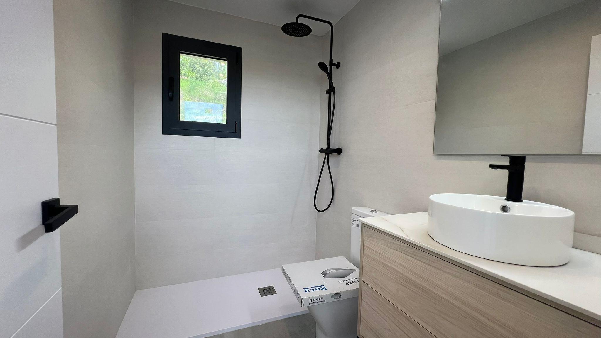 Imagen 47 Casa Aislada en venta en Vallromanes / Cerca de todos los servicios, a 20 minutos de Barcelona 