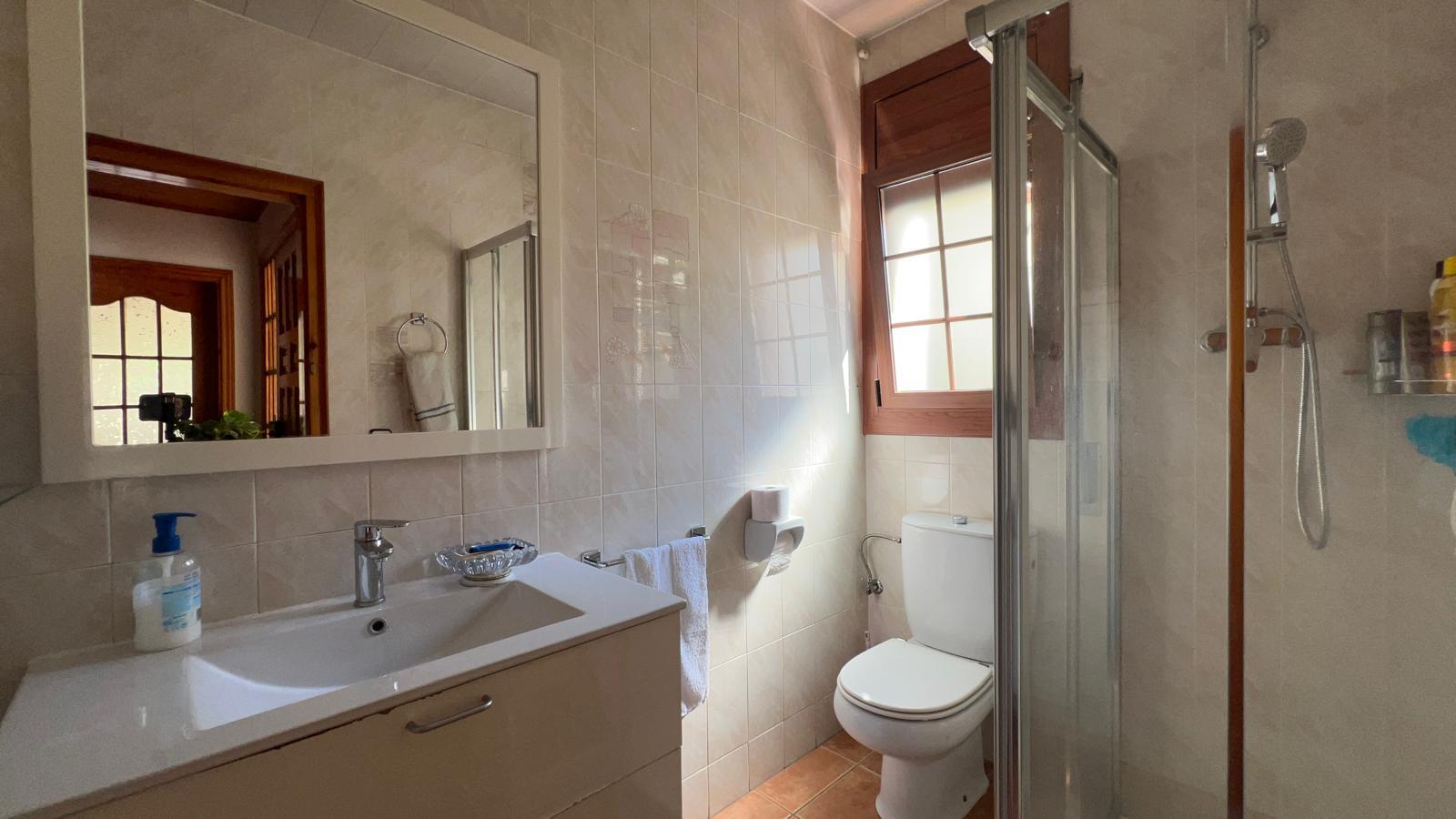 Imagen 17 Casa Aislada en venta en Vilanova Del Vallès / Excelente casa en la entrada de la urbanización 