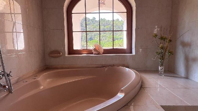 Imagen 31 Inmueble 295533 - Casa Aislada en venta en Vilanova Del Vallès / Excelente casa en la entrada de la urbanización 