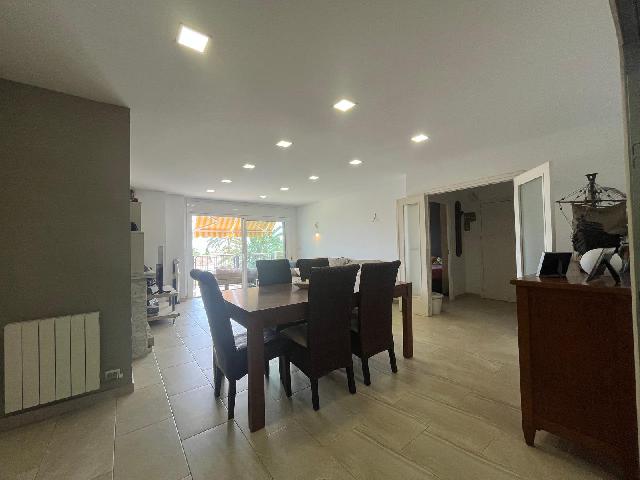 Imagen 6 Inmueble 296227 - Apto. Playa en venta en Mataró / Gran Piso de 160m2 en primera linia de mar en Havana