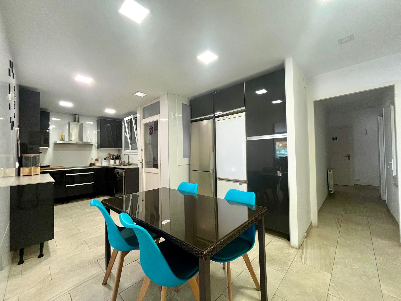 Imagen 11 Apto. Playa en venta en Mataró / Gran Piso de 160m2 en primera linia de mar en Havana