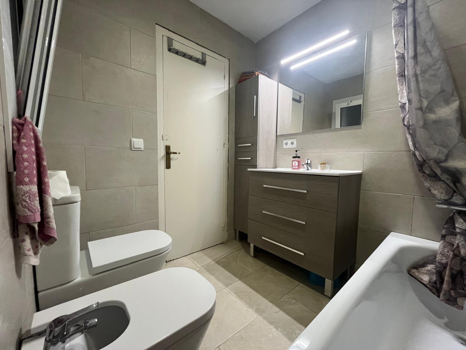 Imagen 27 Apto. Playa en venta en Mataró / Gran Piso de 160m2 en primera linia de mar en Havana