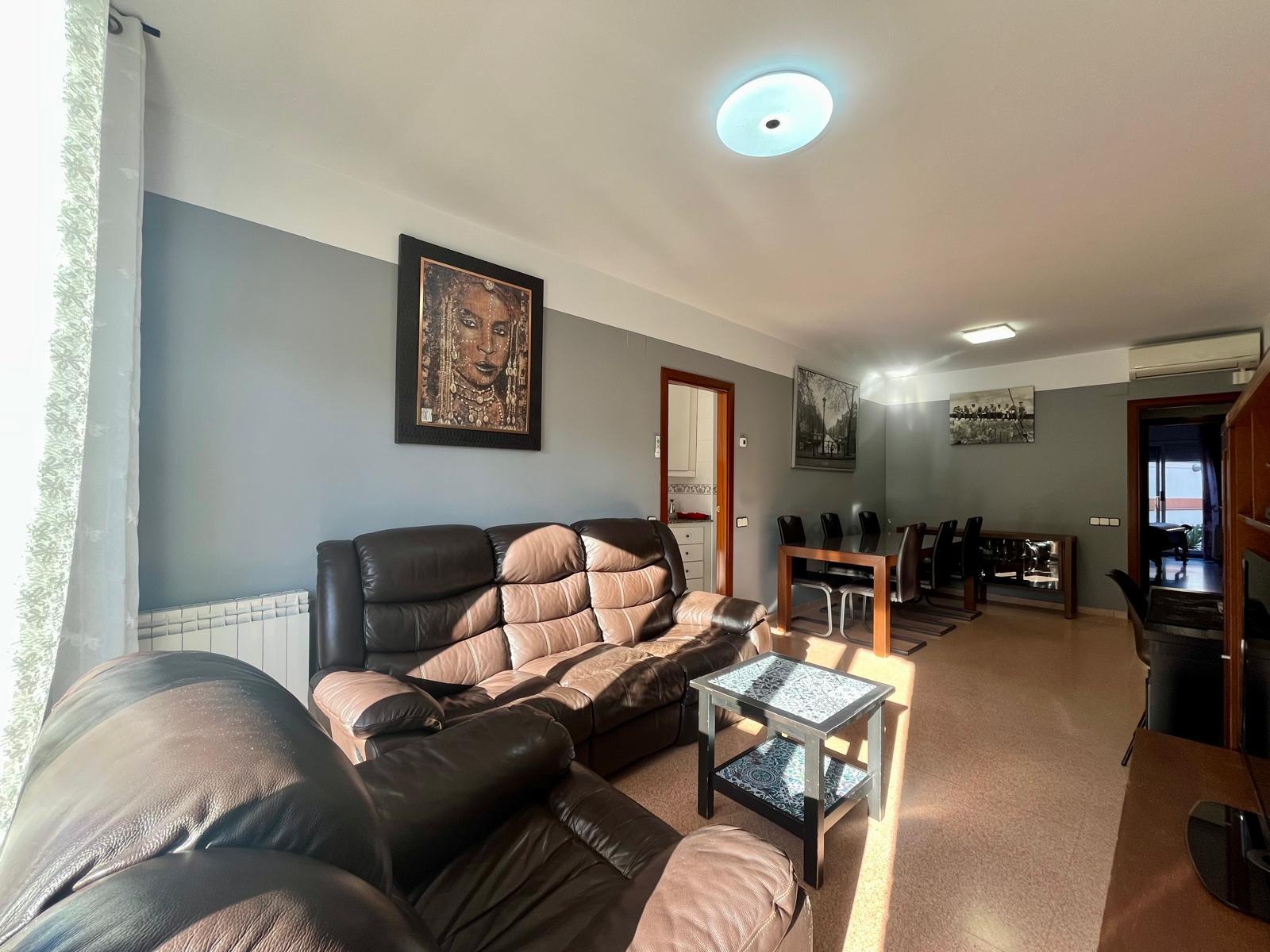 Imagen 7 Apartamento en venta en Badalona / Gran Piso de 132m2 con terraza en la mejor zona Bufala