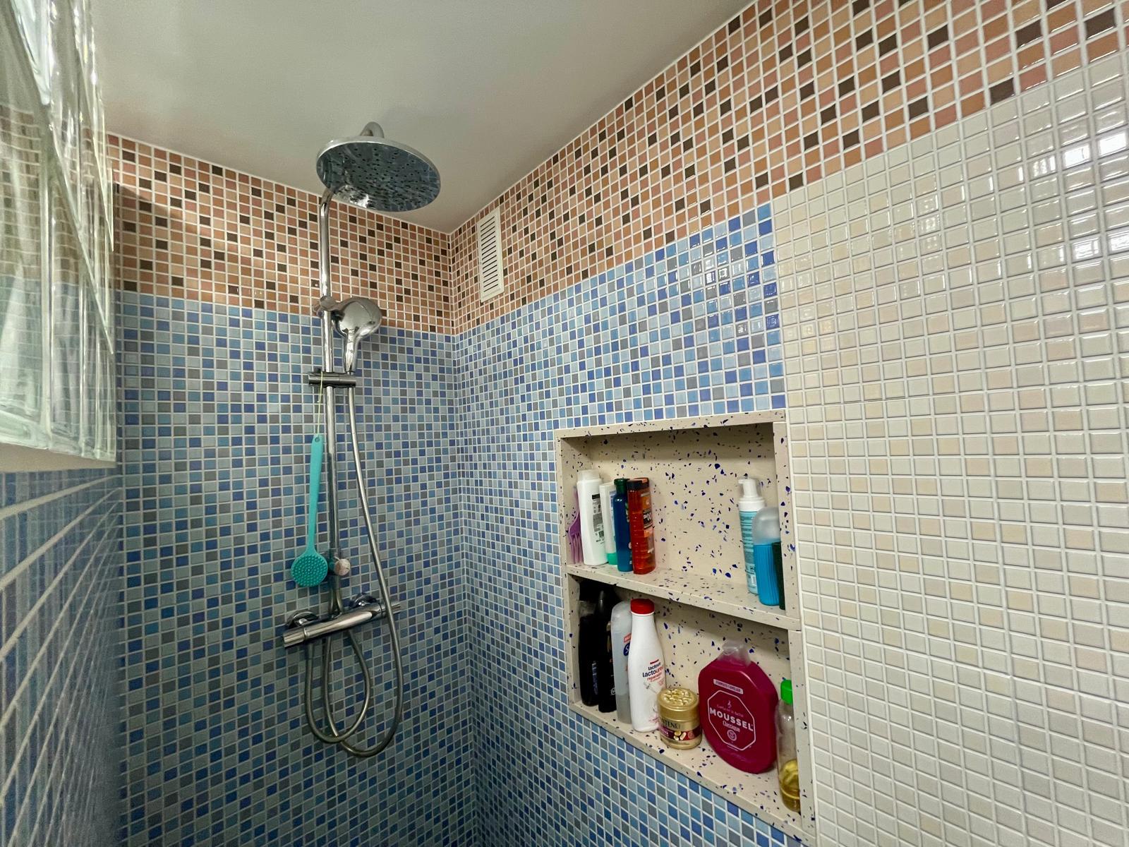 Imagen 17 Apartamento en venta en Badalona / Gran Piso de 132m2 con terraza en la mejor zona Bufala