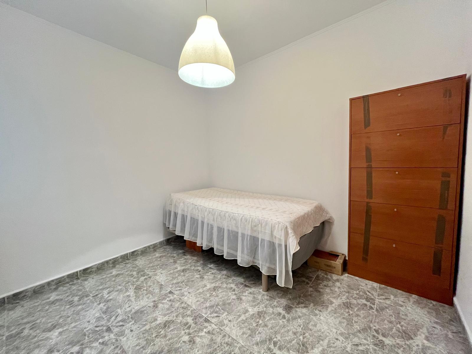 Imagen 7 Apartamento en venta en Badalona / Gran Piso de 102m2 4 habitaciones en zona Canyado