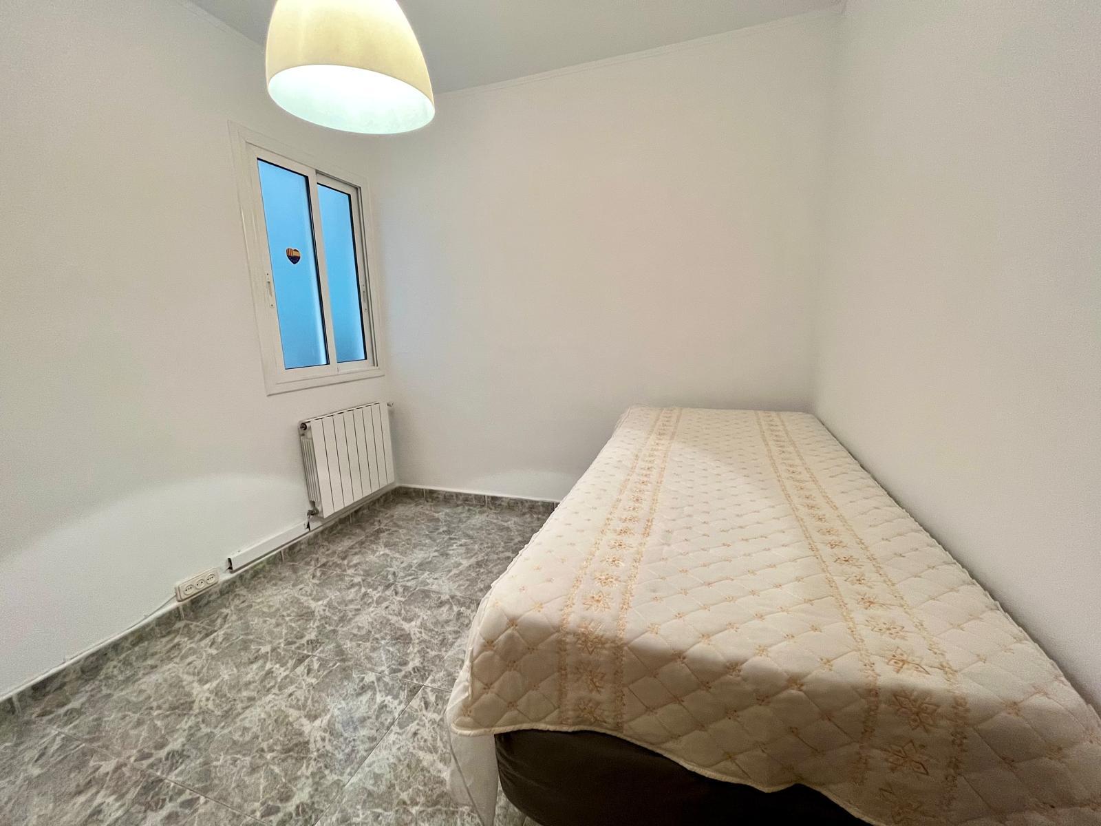 Imagen 18 Apartamento en venta en Badalona / Gran Piso de 102m2 4 habitaciones en zona Canyado