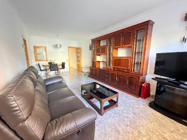 Imagen 11 Inmueble 300968 - Apartamento en venta en Badalona / Gran Piso de 102m2 4 habitaciones en zona Canyado