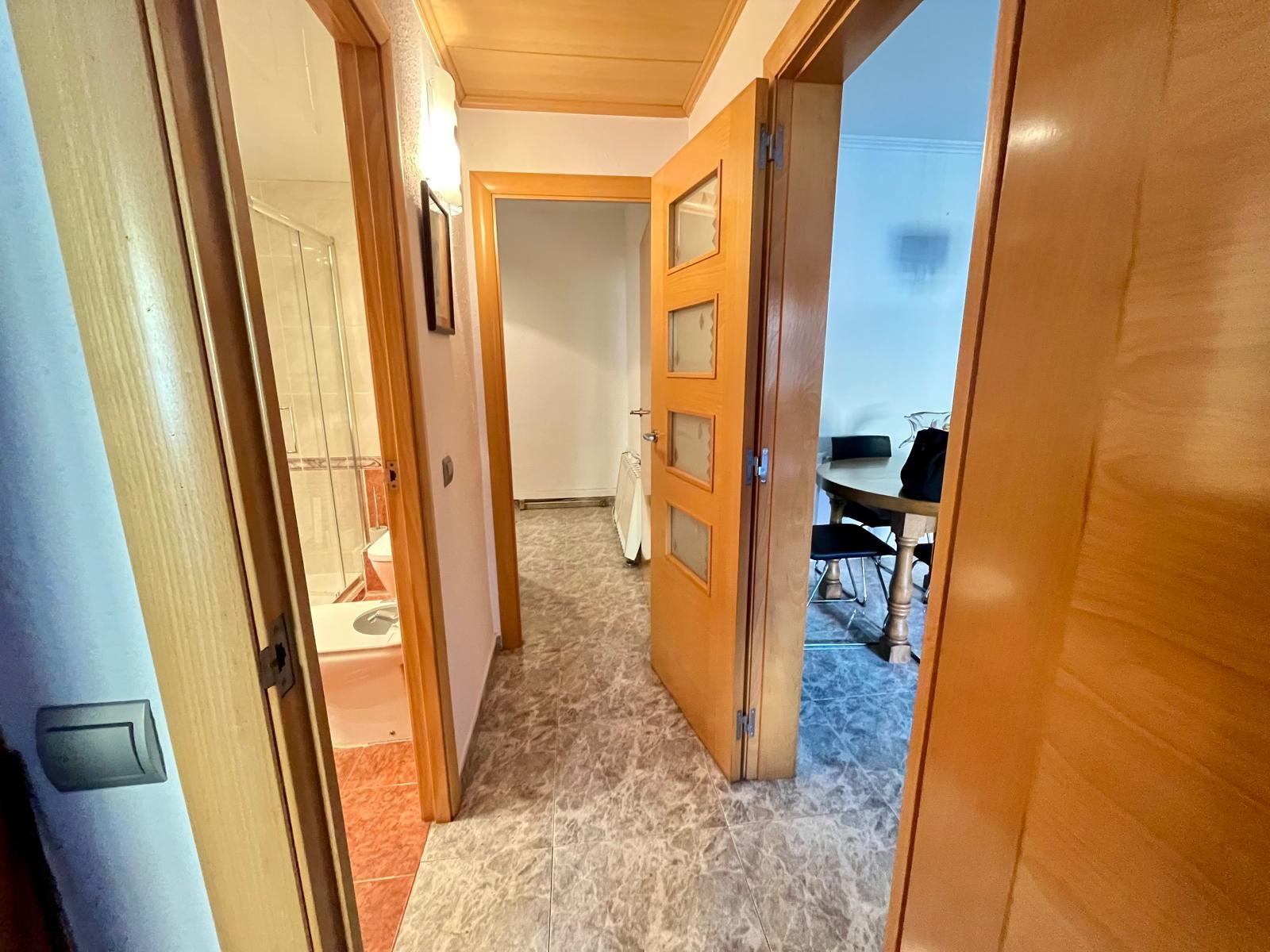 Imagen 27 Apartamento en venta en Badalona / Gran Piso de 102m2 4 habitaciones en zona Canyado