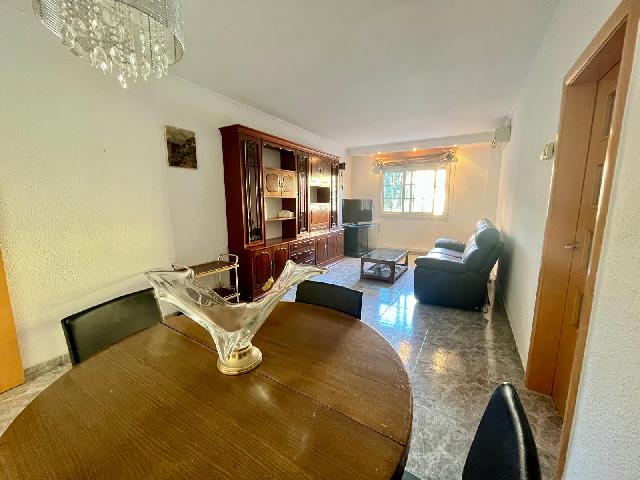 Imagen 13 Inmueble 300968 - Apartamento en venta en Badalona / Gran Piso de 102m2 4 habitaciones en zona Canyado