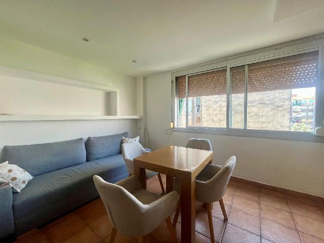 Imagen 3 Inmueble 301865 - Apartamento en venta en Badalona / Piso en el barrio de la salud de 58m2 para inversores