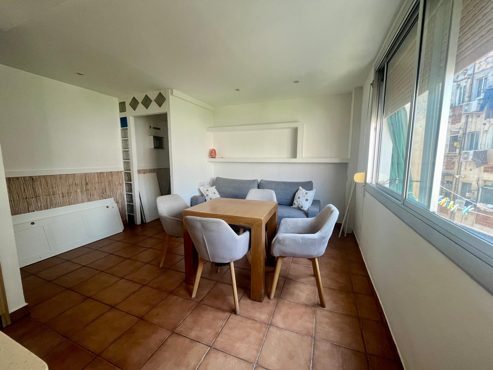 Imagen 9 Apartamento en venta en Badalona / Piso en el barrio de la salud de 58m2 para inversores