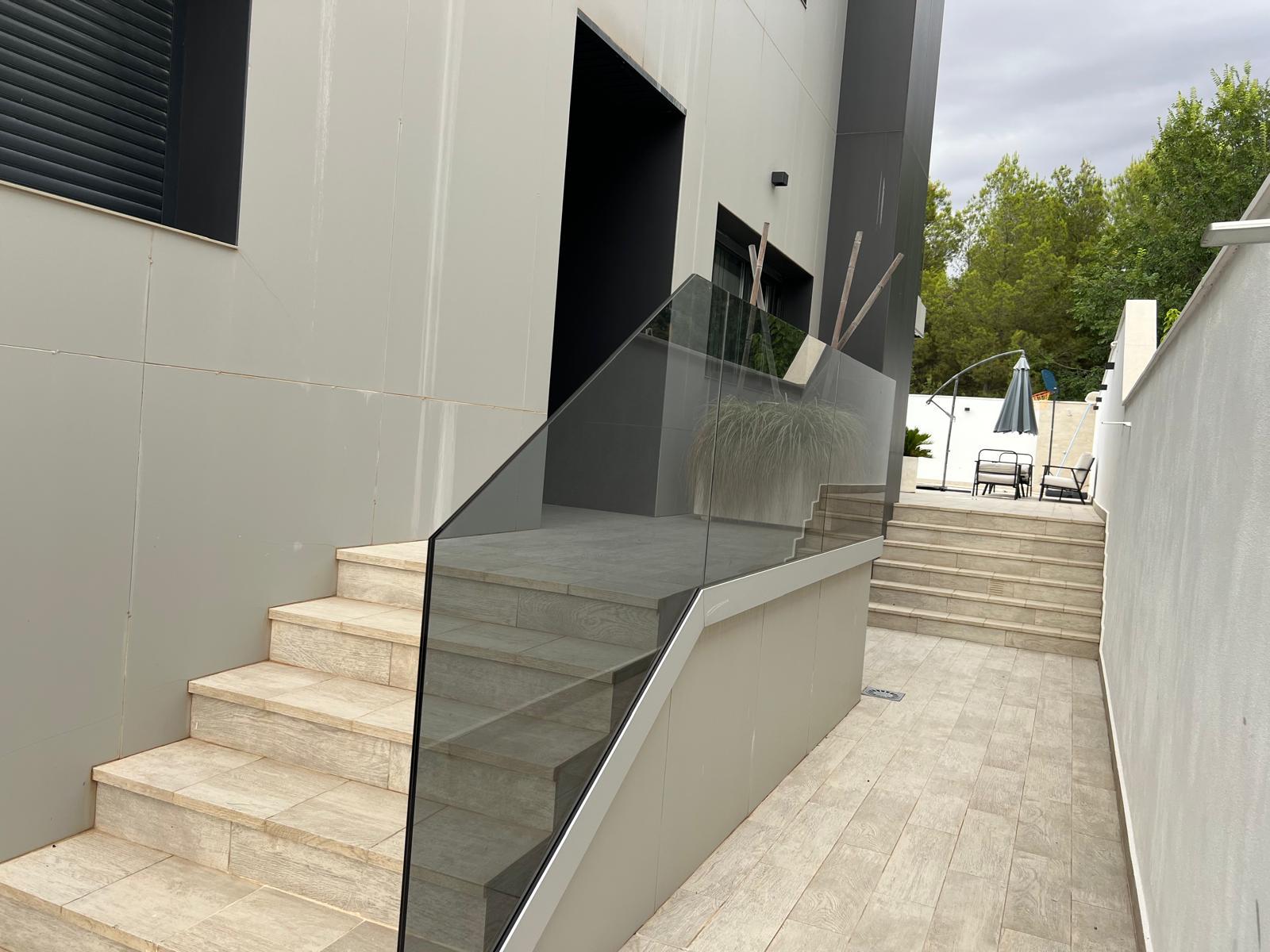 Imagen 4 Casa Aislada en venta en Albacete / Carretera de Jaen. Urbanizaciones