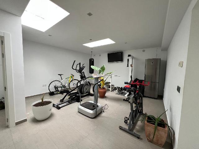 Imagen 9 Inmueble 296192 - Casa Aislada en venta en Albacete / Carretera de Jaen. Urbanizaciones