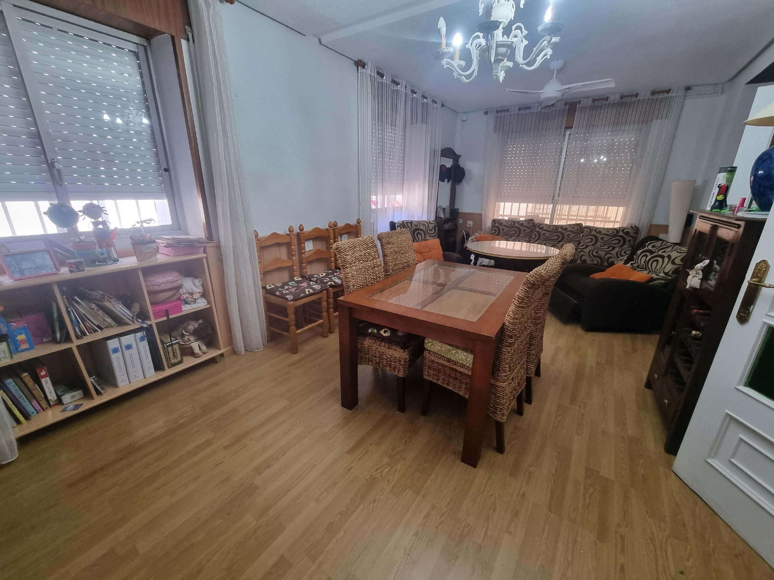 Imagen 2 Casa Pareada en venta en Albacete / Oportunidad Chalet en Fátima