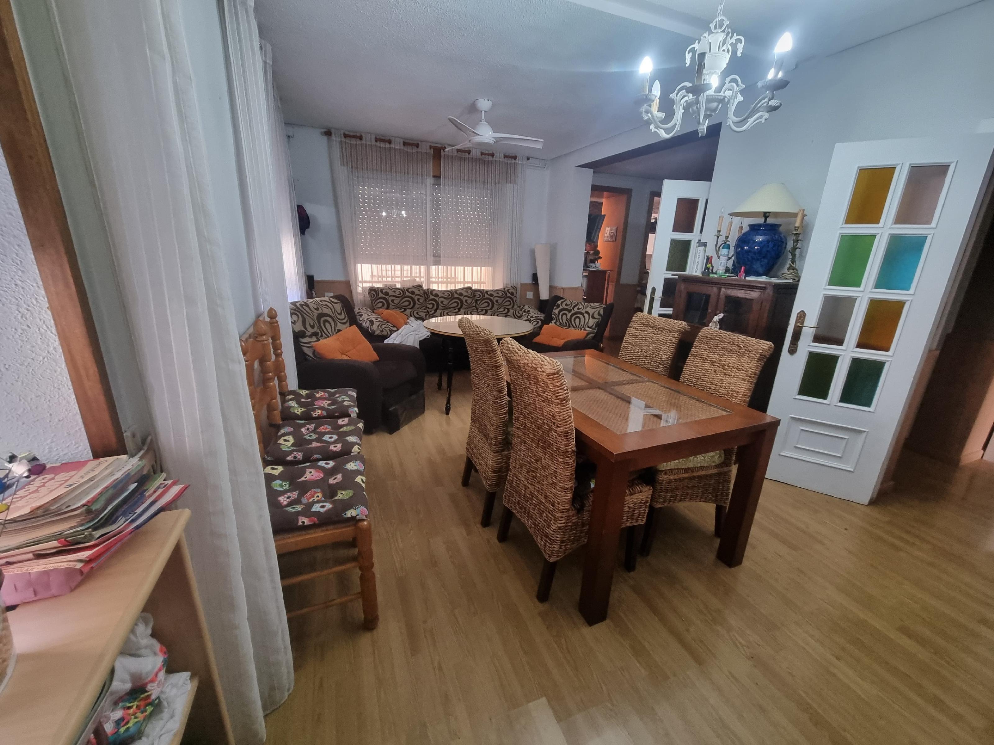 Imagen 1 Casa Pareada en venta en Albacete / Oportunidad Chalet en Fátima