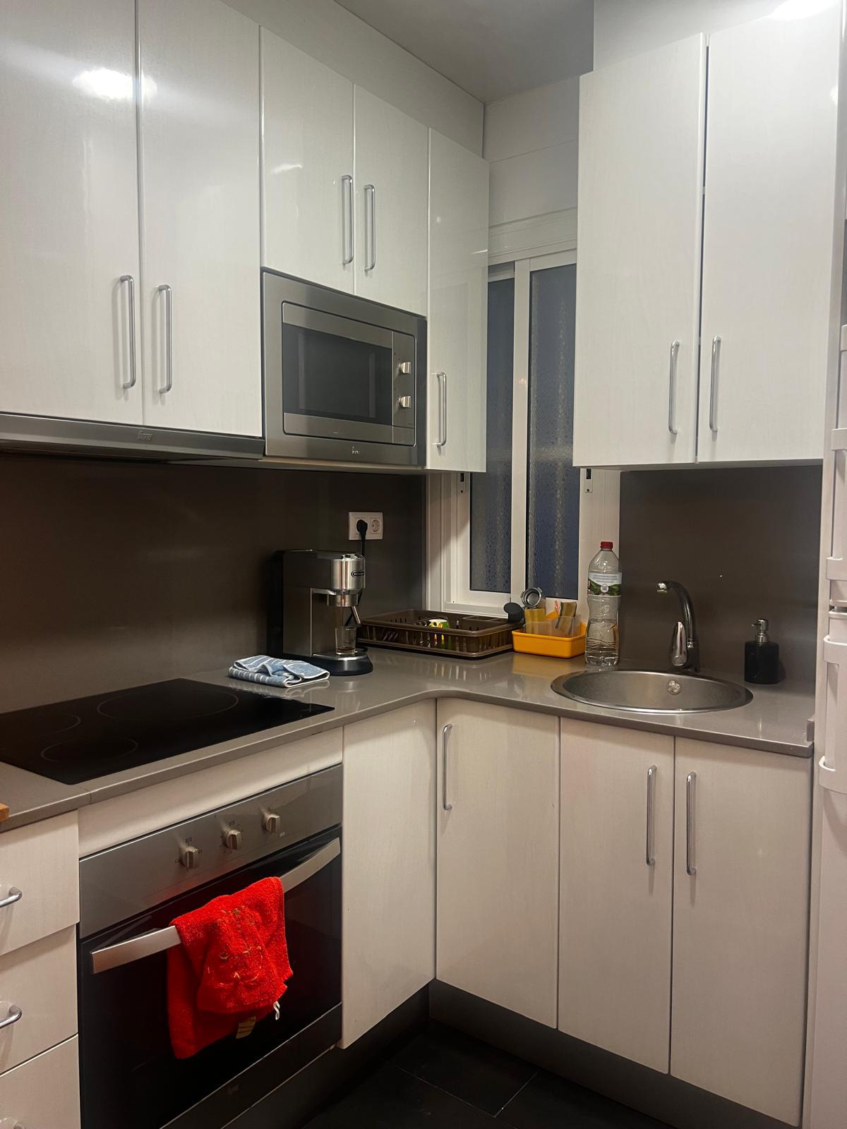 Imagen 6 Apartamento en venta en Hospitalet De Llobregat L´ / Esta cerca del Metro de Santa Eulalia