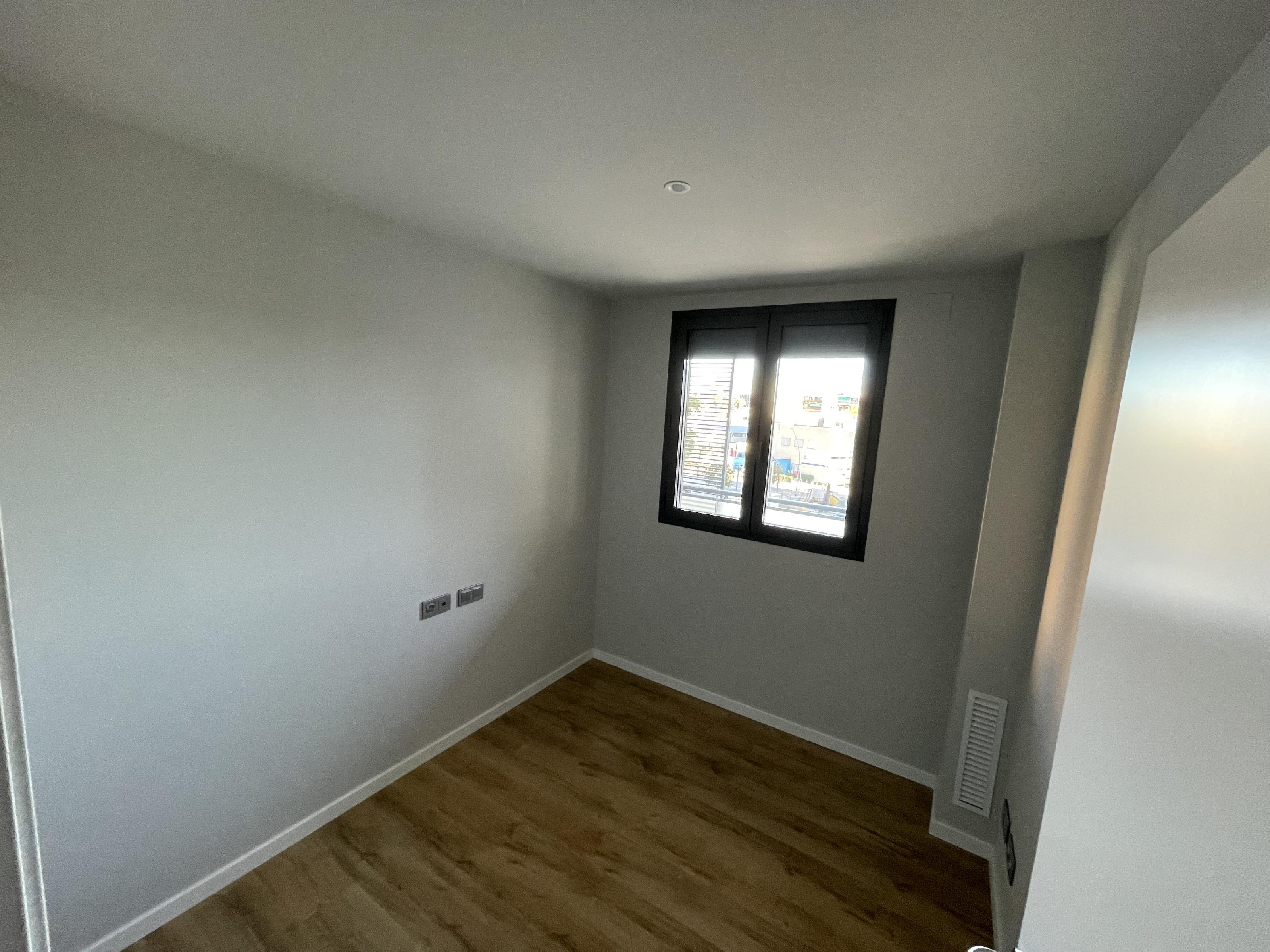Imagen 18 Apartamento en venta en Hospitalet De Llobregat L´ / Bloques de obra nueva 