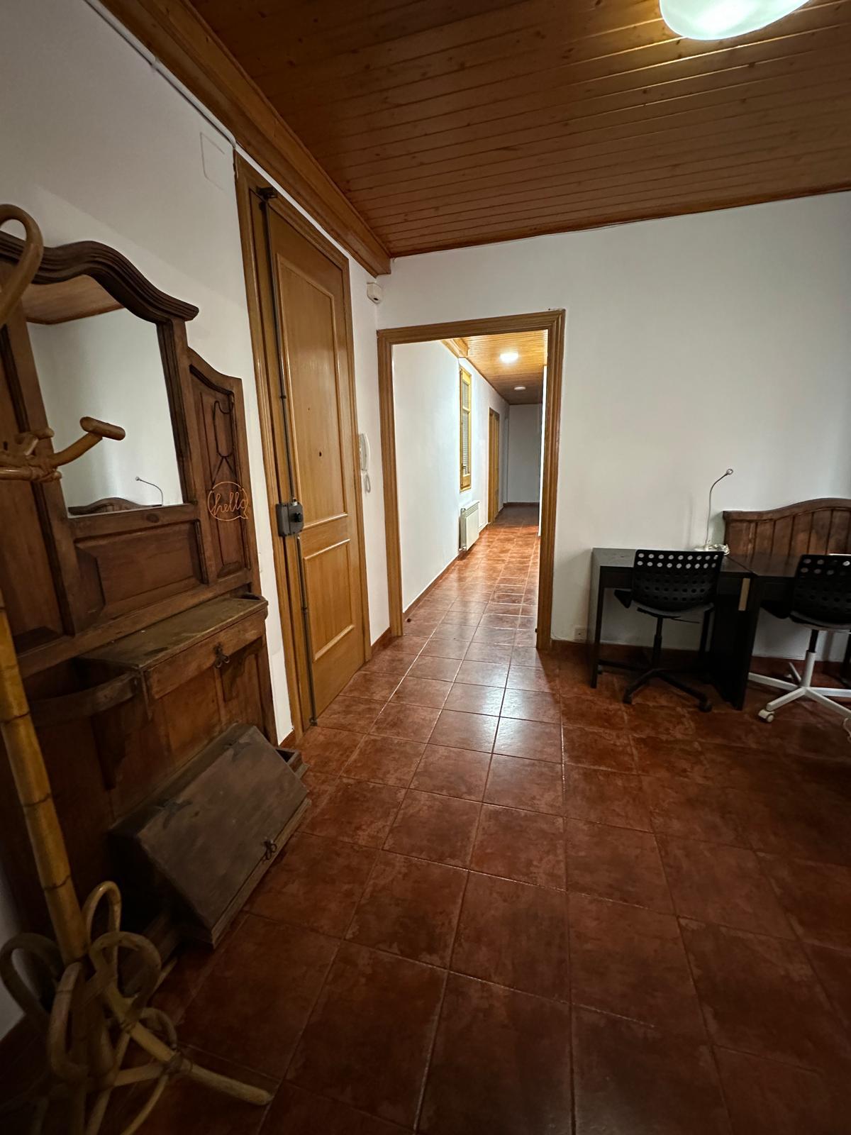 Imagen 2 Piso en venta en Barcelona / Plaza delPes de Palla