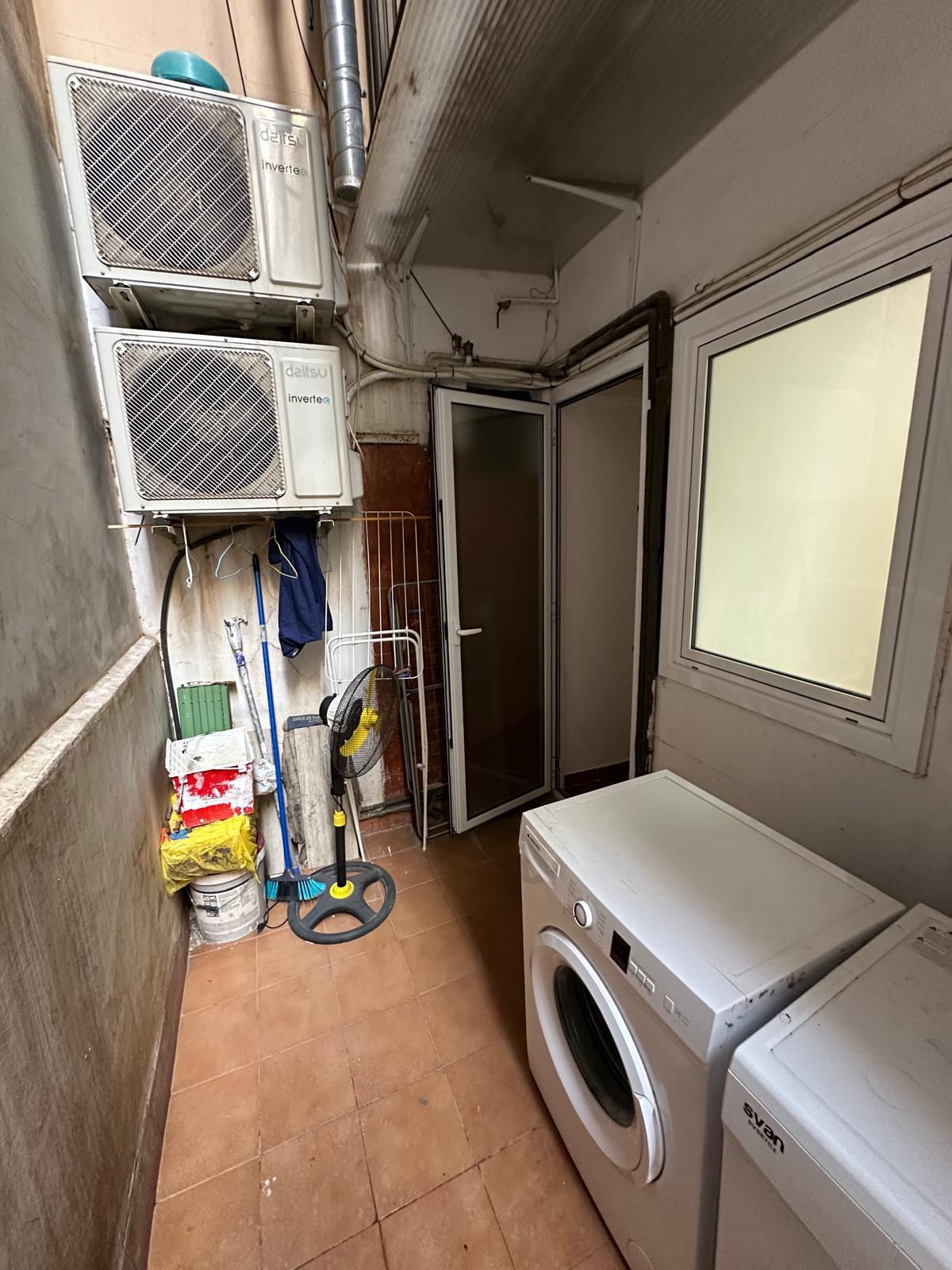 Imagen 34 Piso en venta en Barcelona / Plaza delPes de Palla