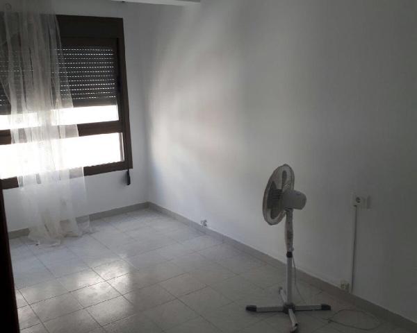 Imagen 3 Inmueble 295577 - Piso en venta en Palma / Junto  Avenidas y  al Parque de Ses Estacions
