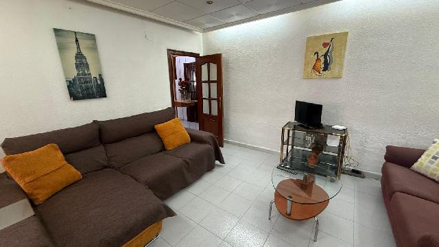 Imagen 3 Inmueble 297699 - Planta Baja en venta en Tarragona / Cerca del centro cívico y zonas escolares.