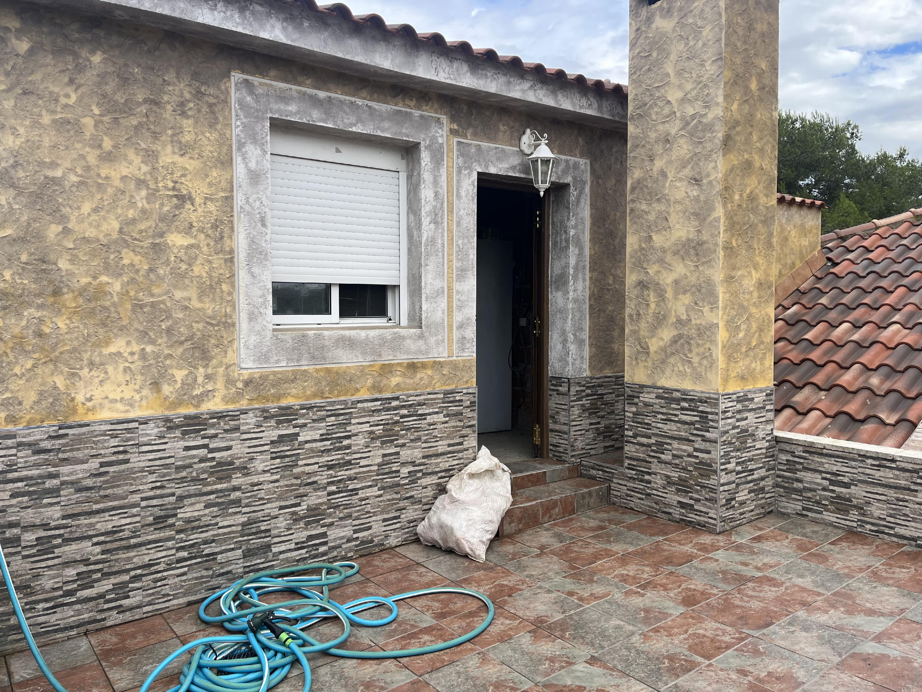 Imagen 2 Casa Aislada en venta en Catllar El / Cerca del centro del Catllar