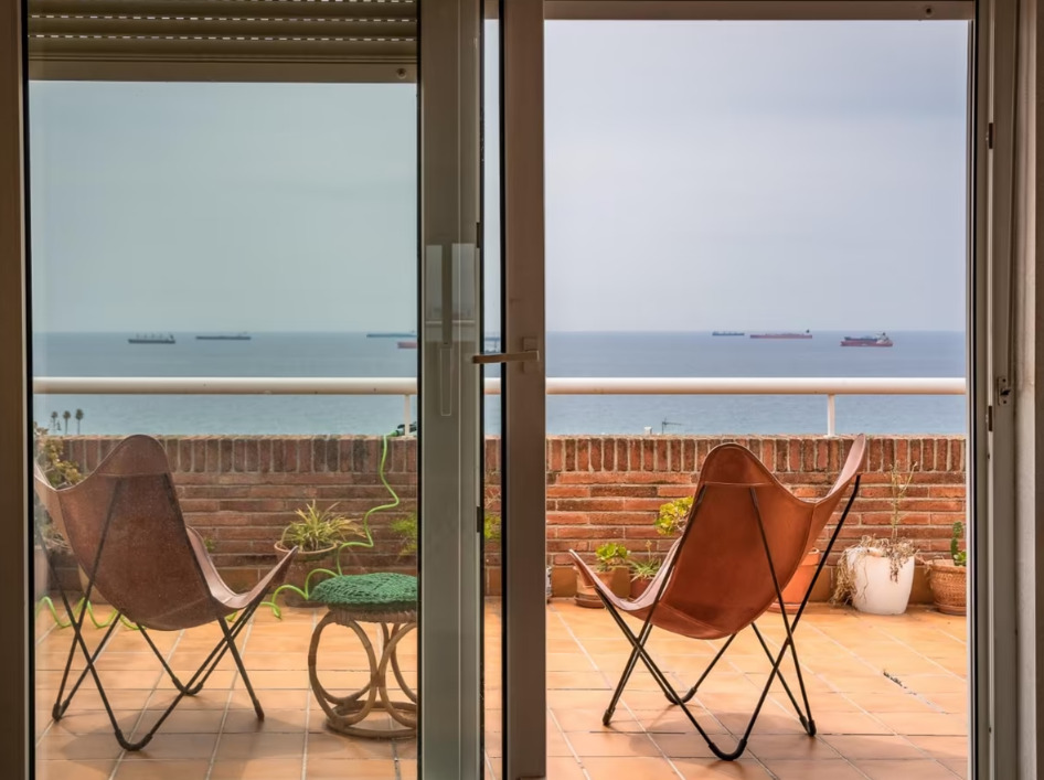 Imagen 1 Casa Adosada en venta en Tarragona / Cerca de la rambla nova y a pocos minutos del centro