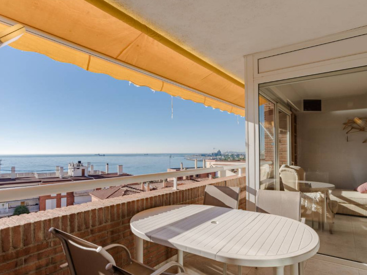 Imagen 2 Casa Adosada en venta en Tarragona / Cerca de la rambla nova y a pocos minutos del centro