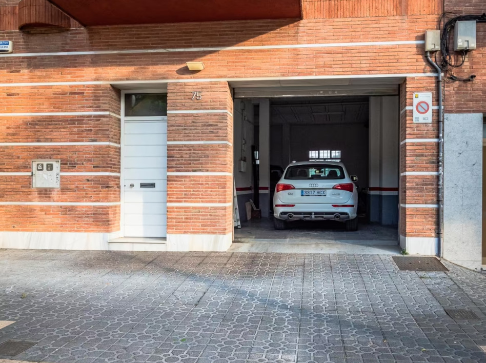 Imagen 19 Casa Adosada en venta en Tarragona / Cerca de la rambla nova y a pocos minutos del centro