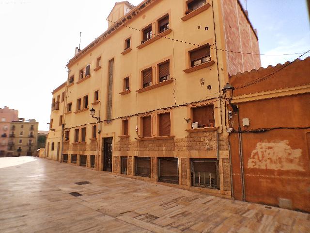 Imagen 2 Inmueble 300570 - Planta Baja en venta en Tarragona / Parte alta de Tarragona, zona peatonal, historico