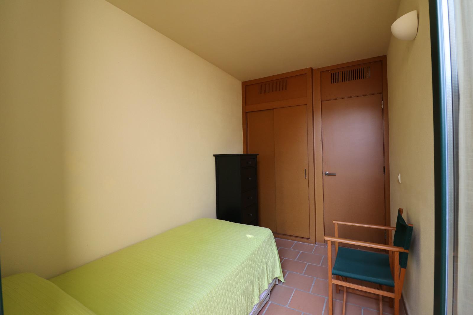 Imagen 11 Casa Adosada en venta en Maó / Casa adosada en Es Canutells