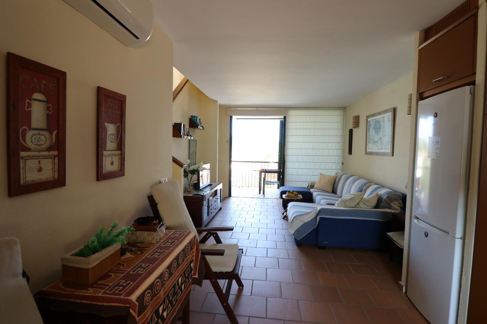 Imagen 3 Casa Adosada en venta en Maó / Casa adosada en Es Canutells