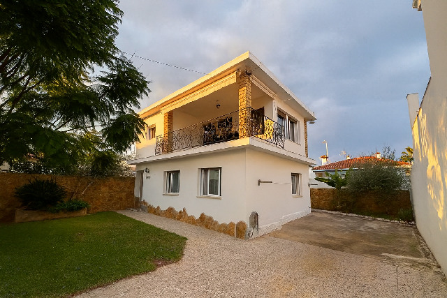 Imagen 1 Inmueble 298990 - Casa en venta en Vinaròs / Zona primera línea de playa.