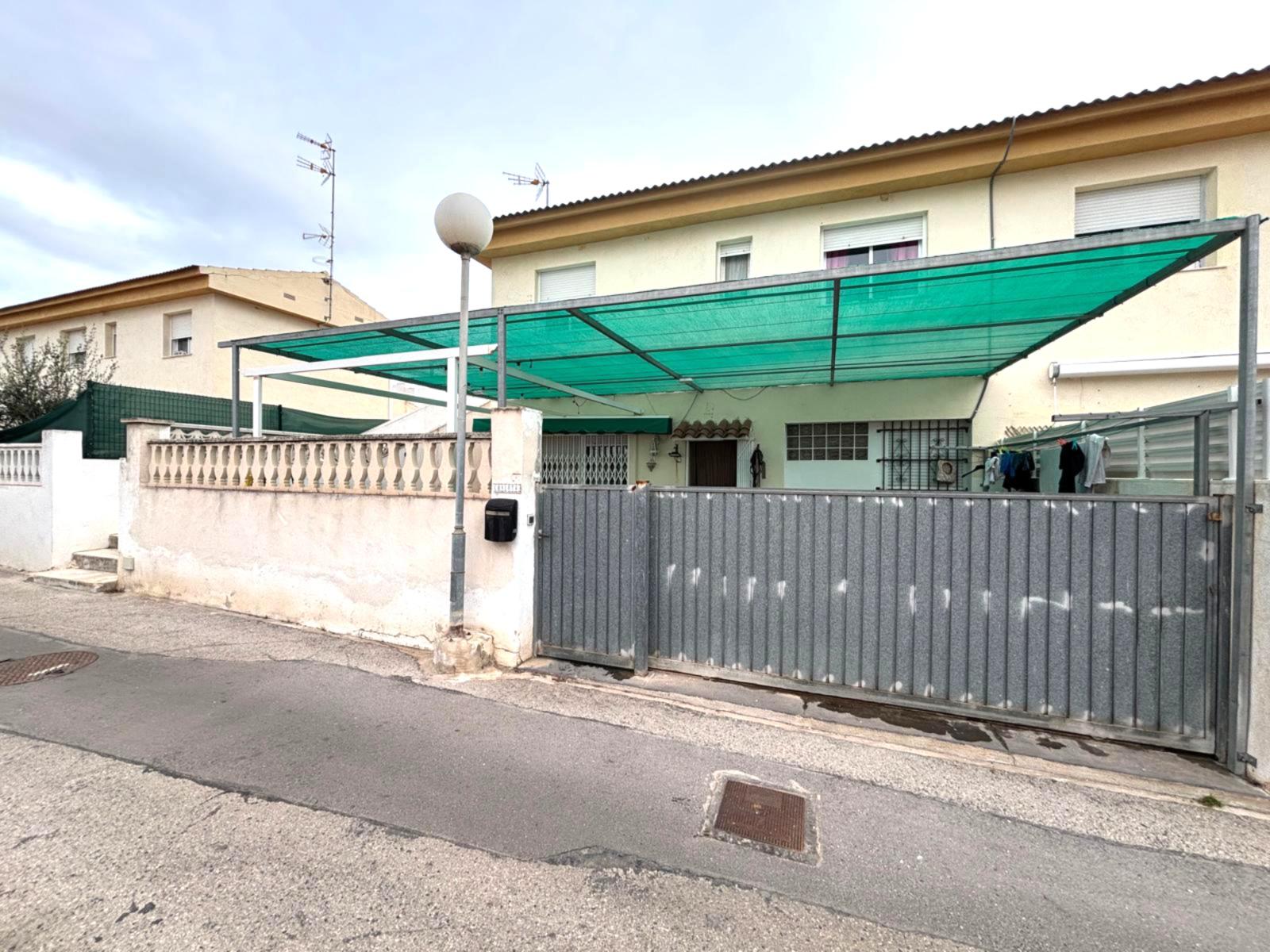 Imagen 25 Casa Aislada en venta en Vinaròs / Zona del barco. Costa sur a 100 metros de la playa.