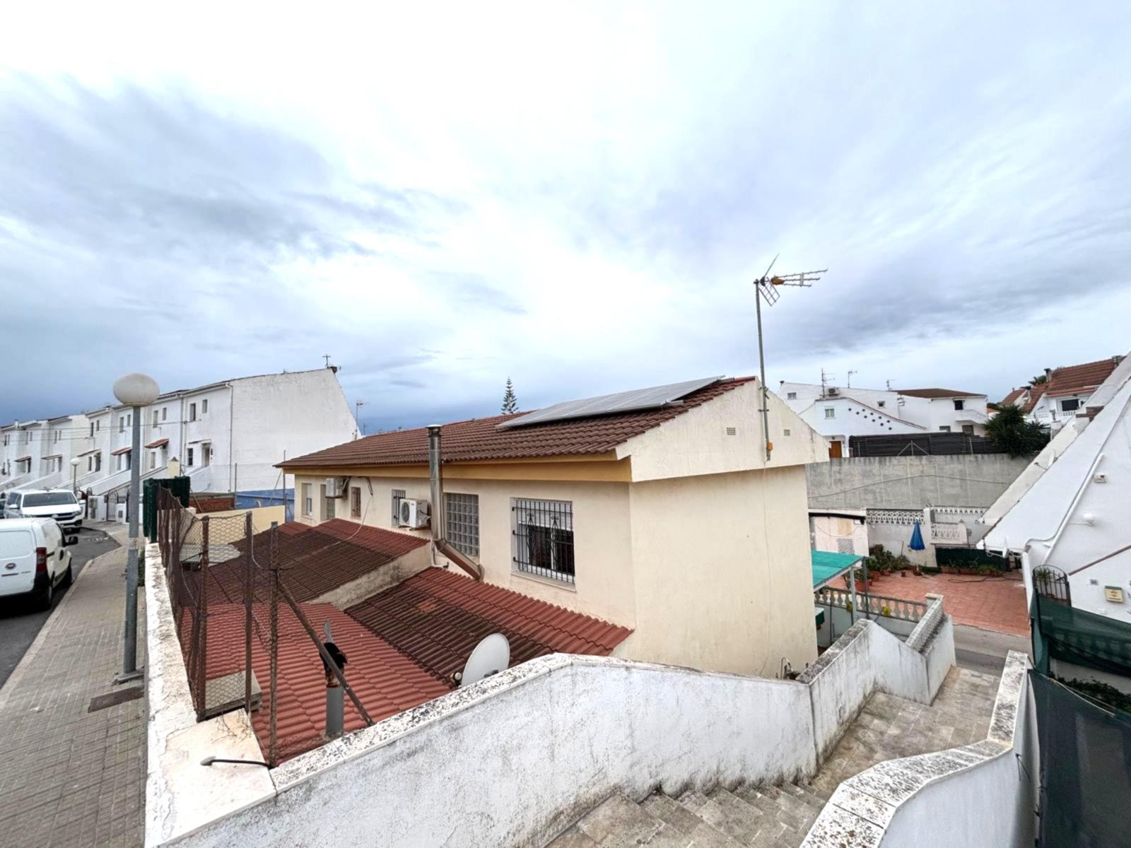 Imagen 26 Casa Aislada en venta en Vinaròs / Zona del barco. Costa sur a 100 metros de la playa.