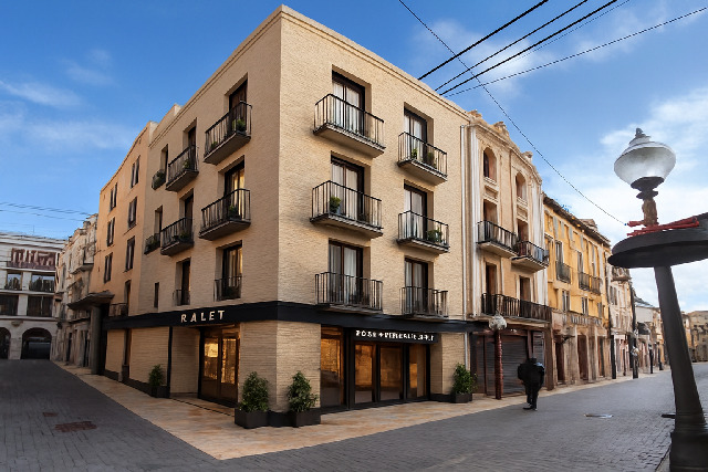 Imagen 13 Inmueble 300450 - Casa en venta en Vinaròs / En centro, a la calle de todas las tiendas de vinaros.