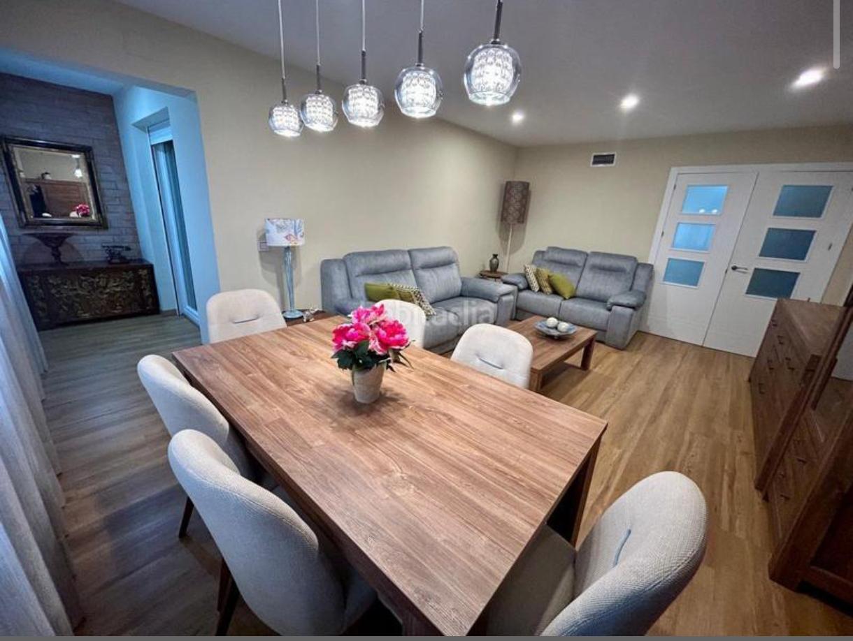 Imagen 9 Apartamento en venta en Barañain / Cerca de varios bares y una oficina de ocaso