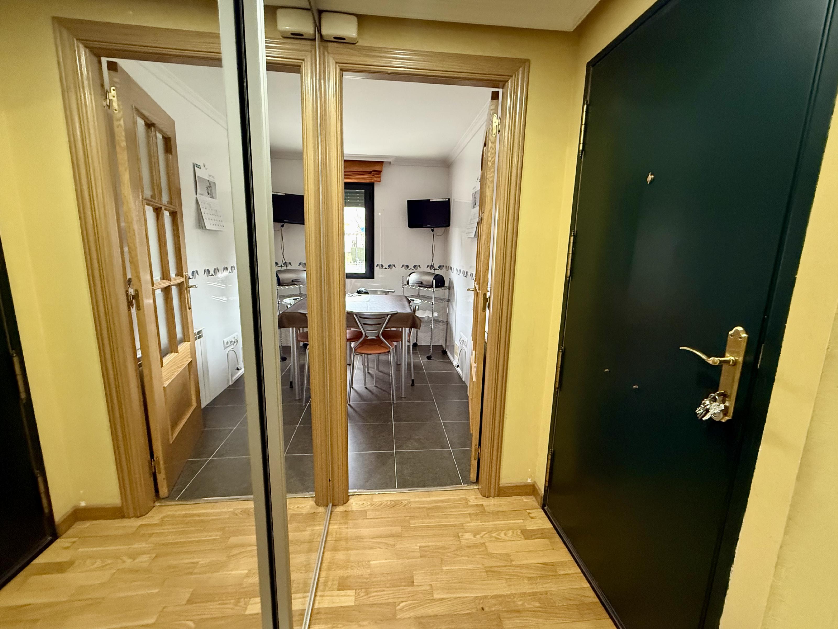 Imagen 4 Dúplex en venta en Plasencia / Junto al parque José Zorrilla