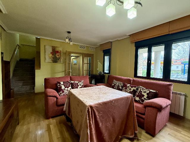 Imagen 8 Inmueble 299481 - Dúplex en venta en Plasencia / Junto al parque José Zorrilla