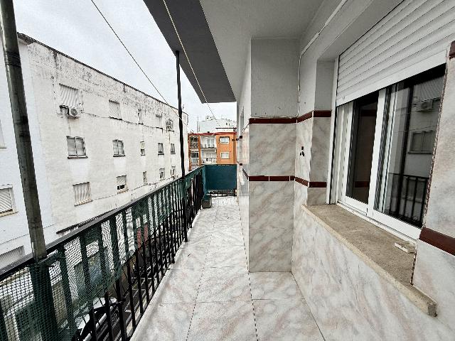 Imagen 7 Inmueble 300036 - Piso en venta en Plasencia / Zona de la estación de autobuses.