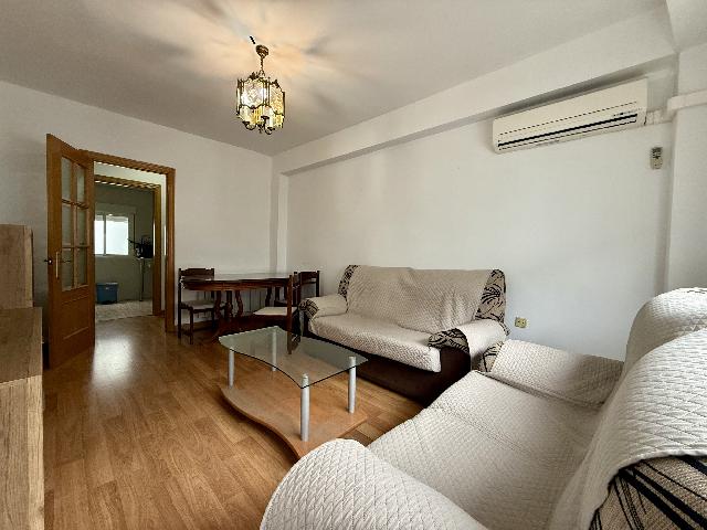 Imagen 2 Inmueble 300036 - Piso en venta en Plasencia / Zona de la estación de autobuses.