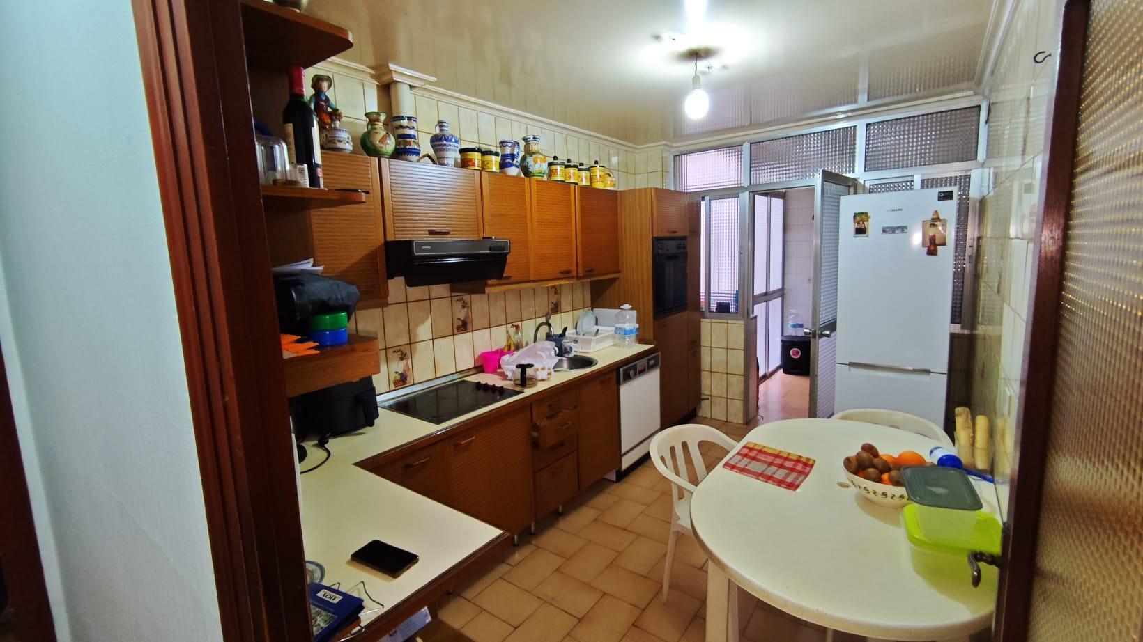 Imagen 6 Piso en venta en Plasencia / Piso sito en Avda de la Vera. Junto a Puerta del Sol.
