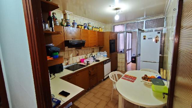 Imagen 6 Inmueble 301781 - Piso en venta en Plasencia / Piso sito en Avda de la Vera. Junto a Puerta del Sol.