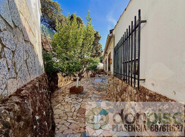 Imagen 8 Inmueble 302346 - Casa Rústica en venta en Malpartida De Plasencia / En la Carretera N630