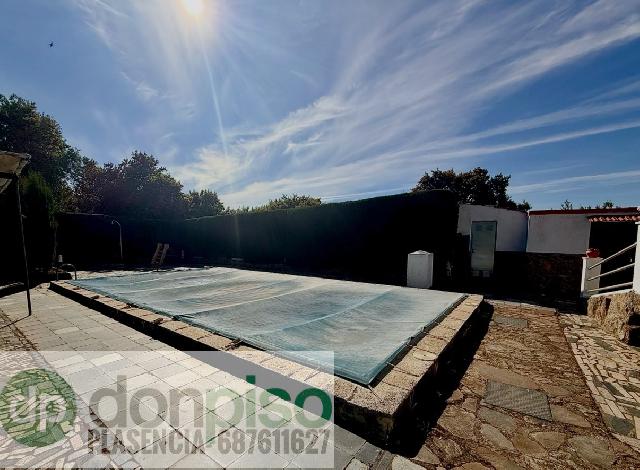 Imagen 15 Inmueble 302346 - Casa Rústica en venta en Malpartida De Plasencia / En la Carretera N630