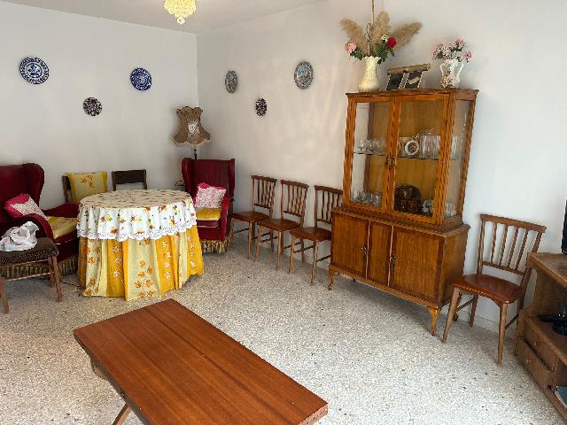 Imagen 2 Inmueble 298419 - Casa Adosada en venta en Malpartida De Cáceres / Malpartida de Cáceres 